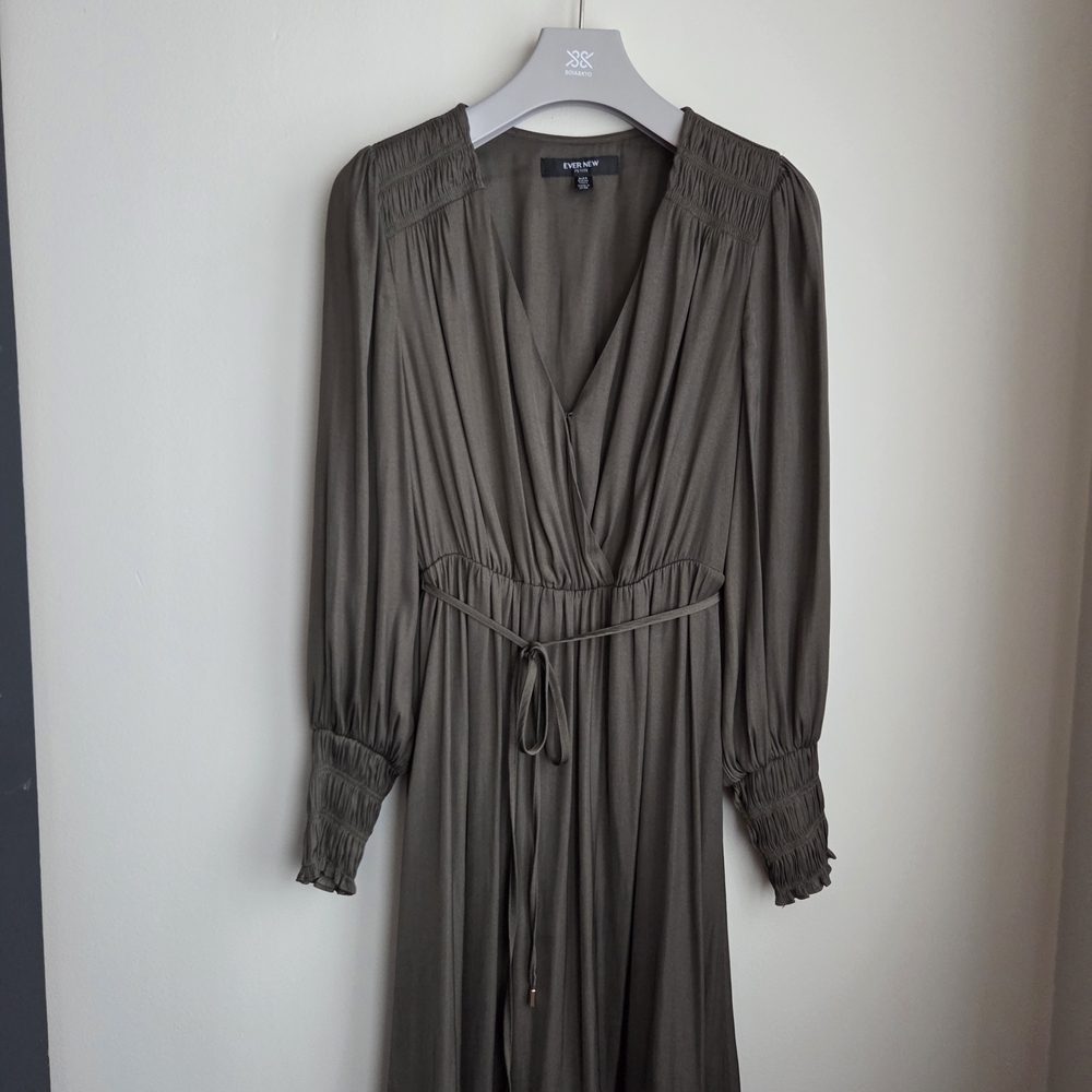 Ever New***Rich Olive 'Mossy Khaki' Tiered Midi Dress Smocked Cuffs Sz P2